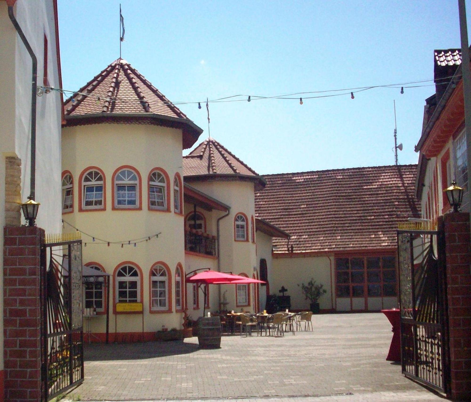 Weinschloesschen Im Weingut Roos Hotell Ilbesheim Exteriör bild
